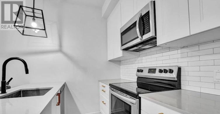 2-327 Catherine Street, Ottawa, ON, K1R 5T4 - 8