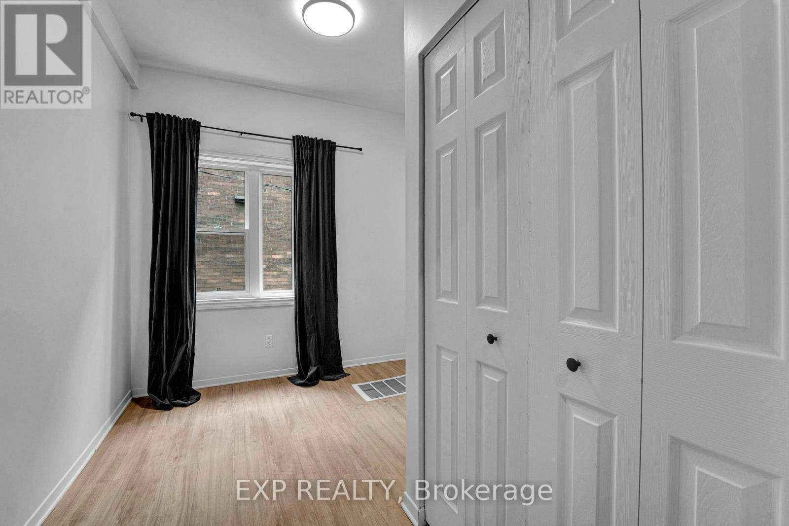 2-327 Catherine Street, Ottawa, ON, K1R 5T4 - 20