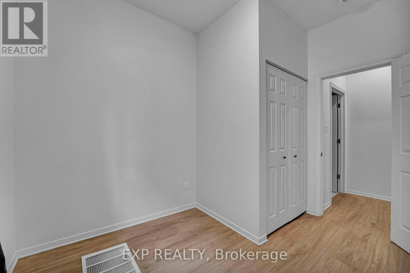 2-327 Catherine Street, Ottawa, ON, K1R 5T4 - 21