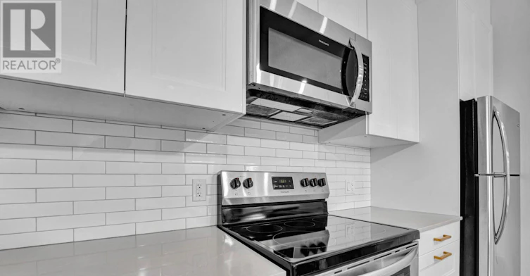 2-327 Catherine Street, Ottawa, ON, K1R 5T4 - 11