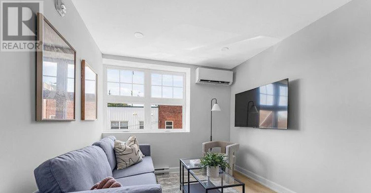 101-658 Somerset Street W, Ottawa, ON, K1R 5K4 - 2