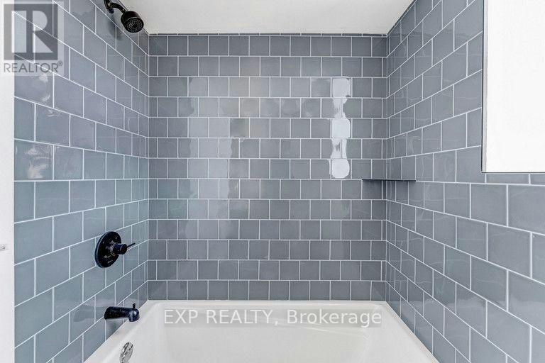 101-658 Somerset Street W, Ottawa, ON, K1R 5K4 - 10