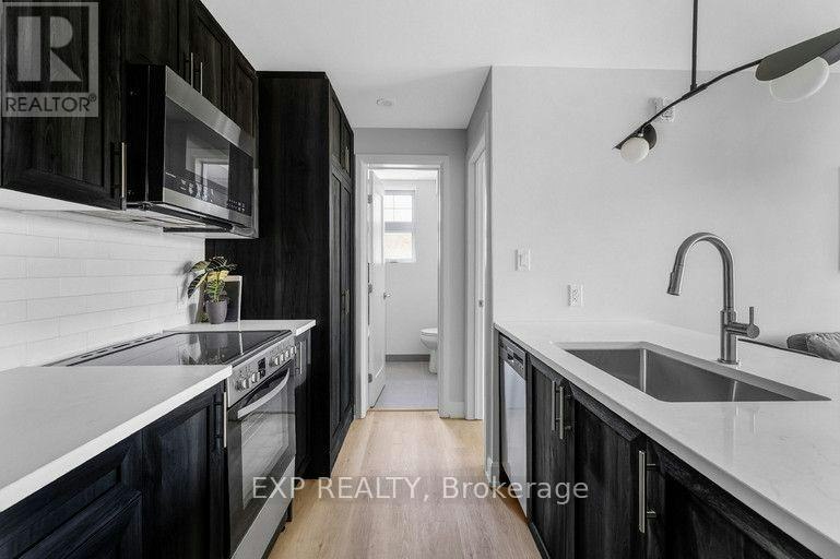 101-658 Somerset Street W, Ottawa, ON, K1R 5K4 - 6