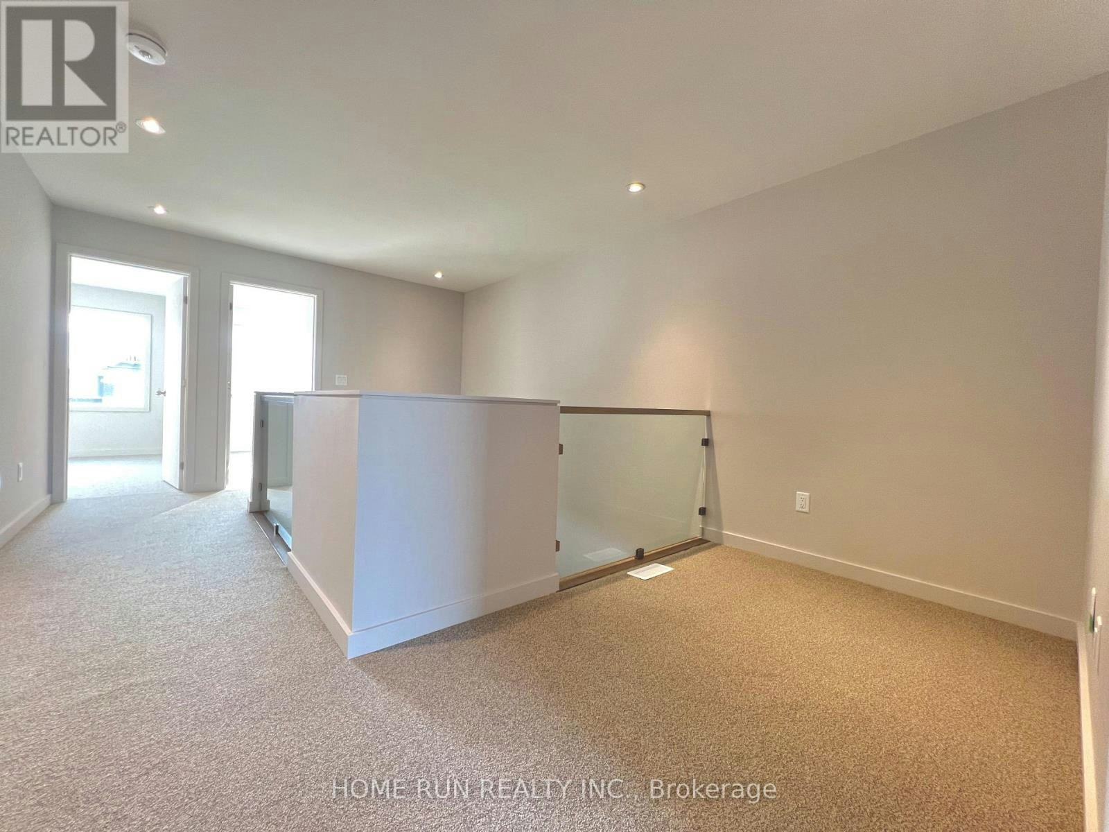 516 Borbridge Avenue, Ottawa, ON, K4M 0H9 - 8