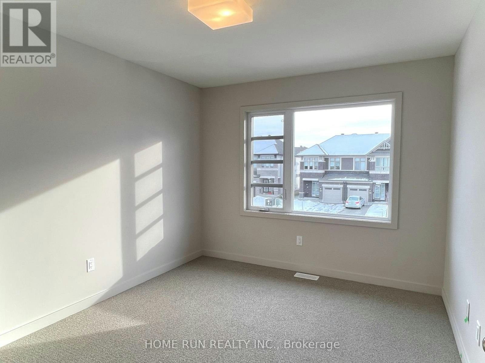 516 Borbridge Avenue, Ottawa, ON, K4M 0H9 - 12