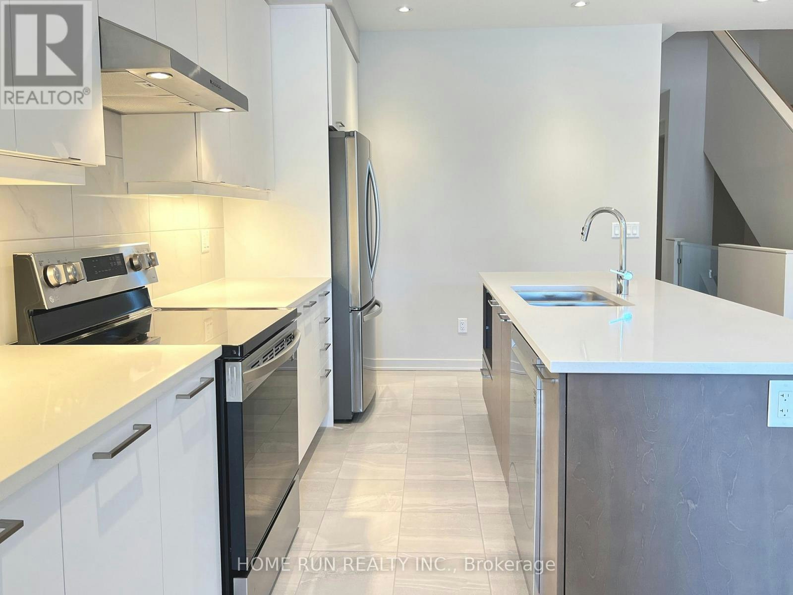 516 Borbridge Avenue, Ottawa, ON, K4M 0H9 - 5