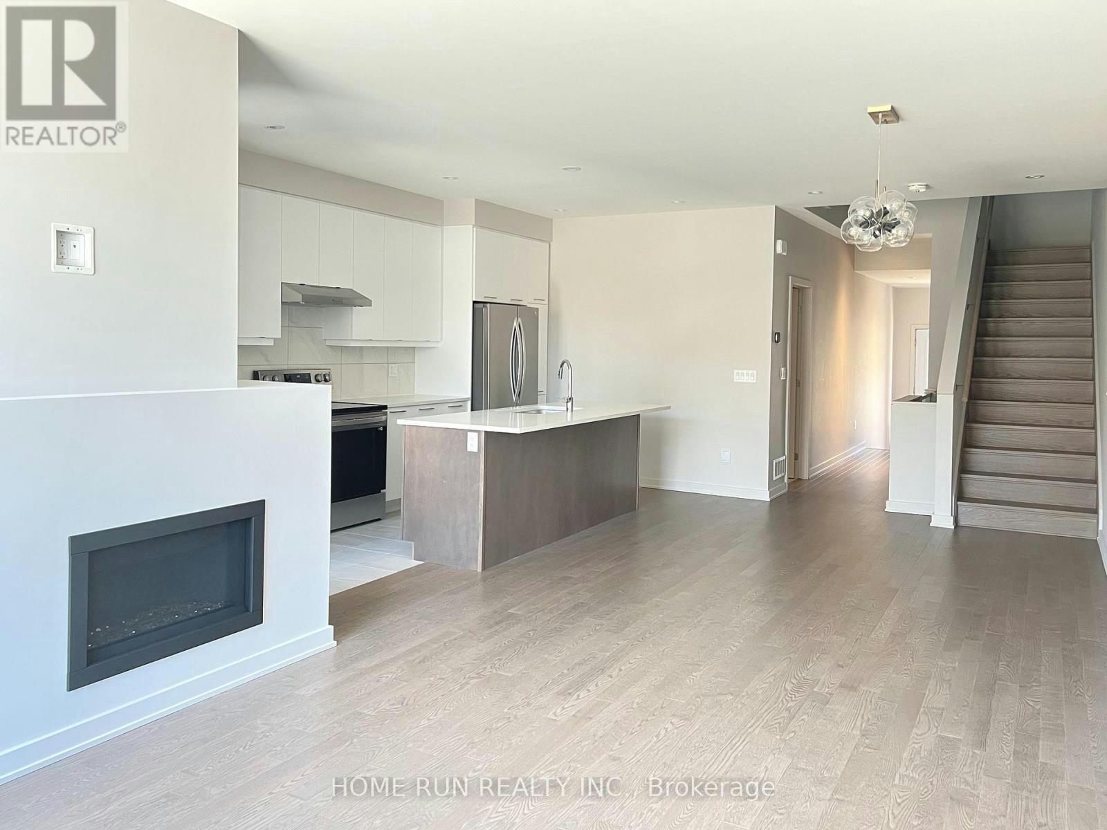 516 Borbridge Avenue, Ottawa, ON, K4M 0H9 - 4