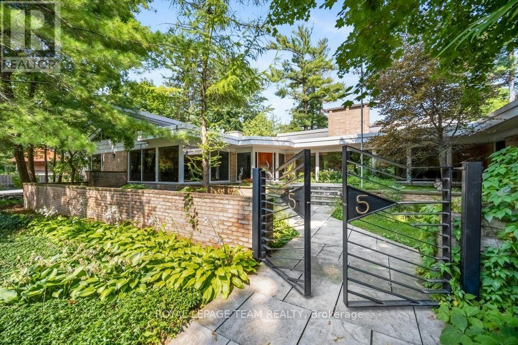 55 Willingdon Road, Rockcliffe Park, ON, K1M 2J6