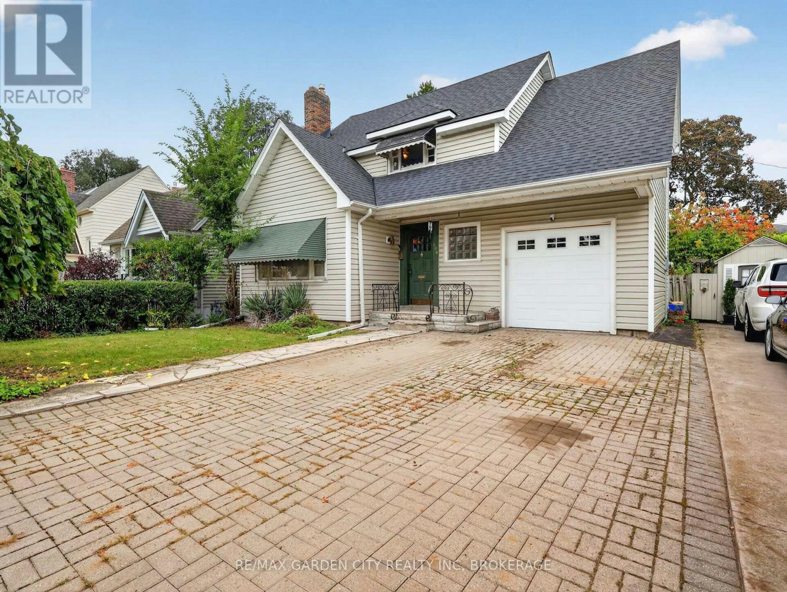 136 Highland Avenue, St. Catharines, ON, L2R 4J4