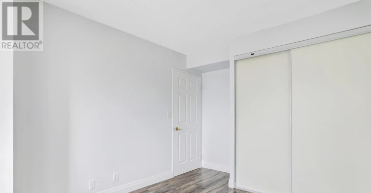 1111-8 Lee Centre Drive, Toronto, ON, M1H 3H8 - 21