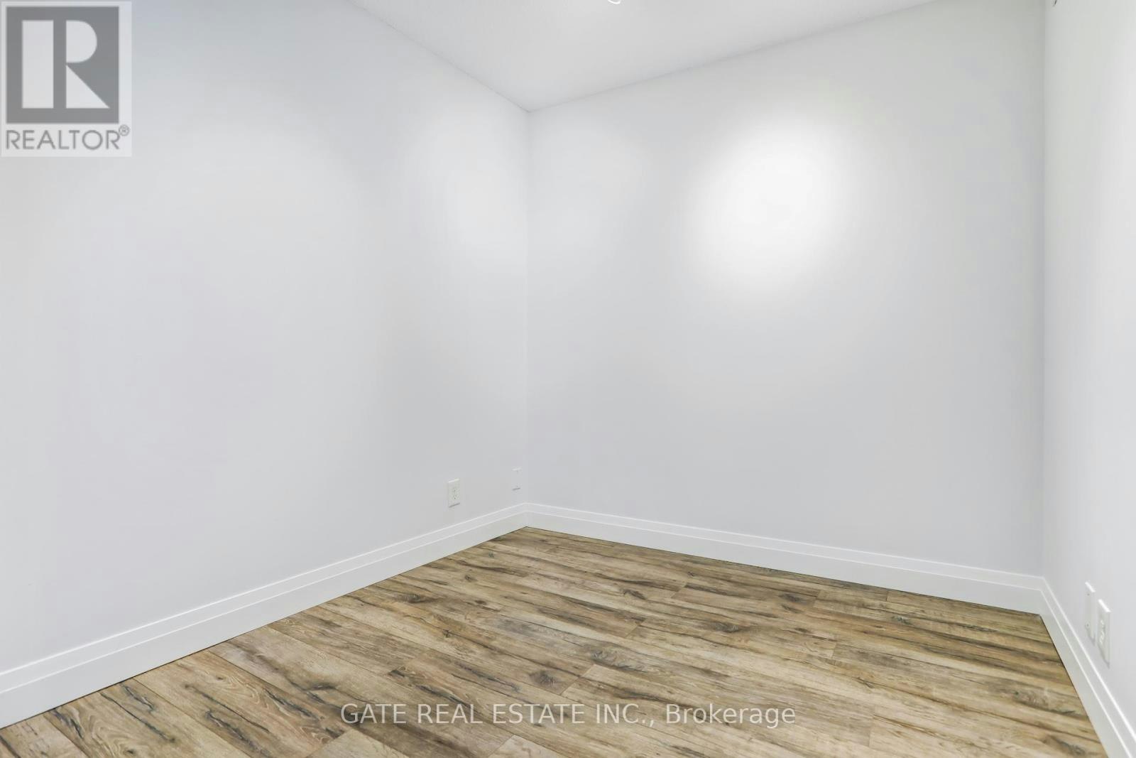 1111-8 Lee Centre Drive, Toronto, ON, M1H 3H8 - 23