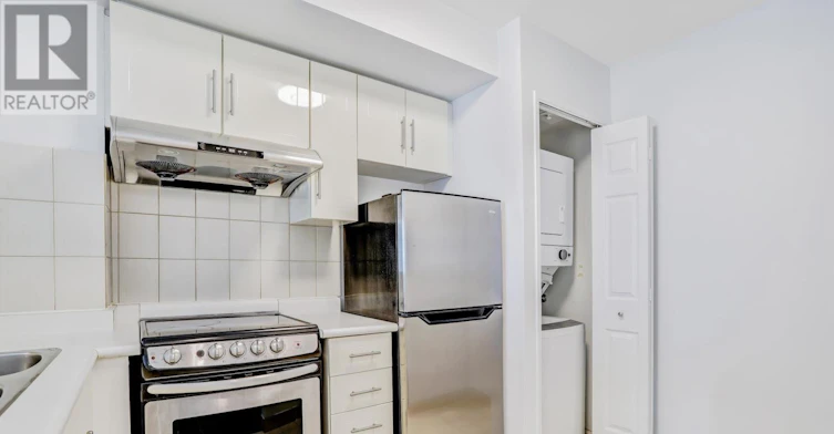 1111-8 Lee Centre Drive, Toronto, ON, M1H 3H8 - 14
