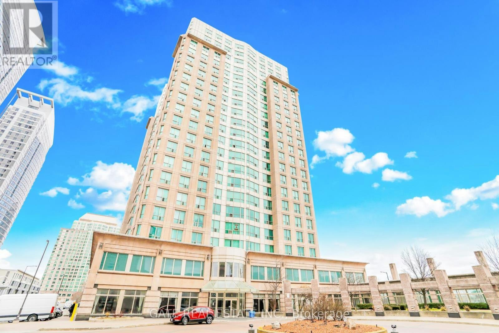 1111-8 Lee Centre Drive, Toronto, ON, M1H 3H8