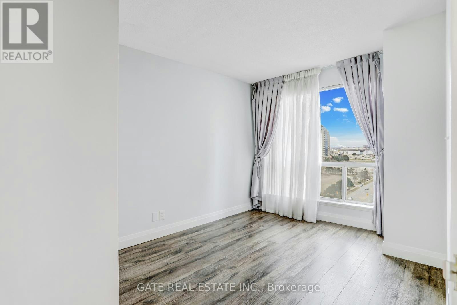 1111-8 Lee Centre Drive, Toronto, ON, M1H 3H8 - 20