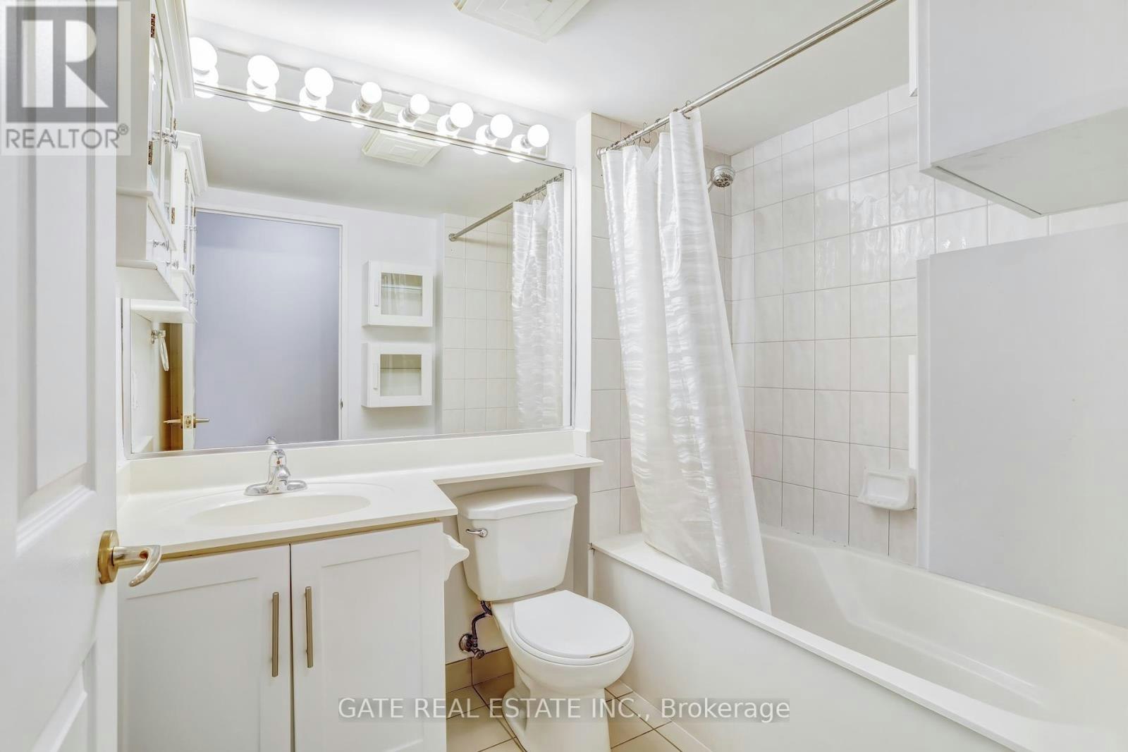 1111-8 Lee Centre Drive, Toronto, ON, M1H 3H8 - 26