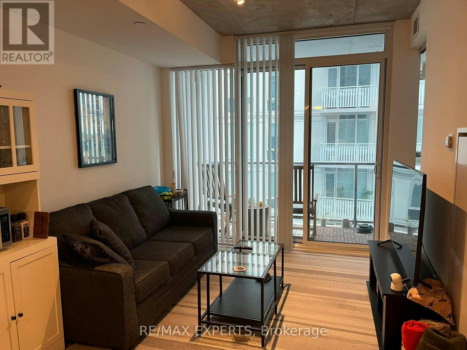 911-25 Baseball Place, Toronto, ON, M4M 0E7 - 4