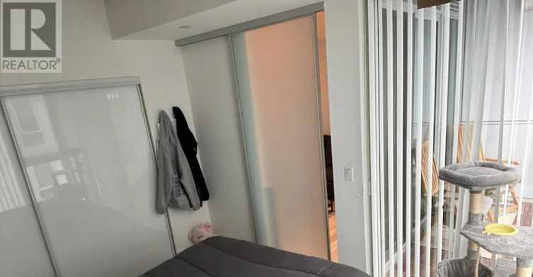 911-25 Baseball Place, Toronto, ON, M4M 0E7 - 6