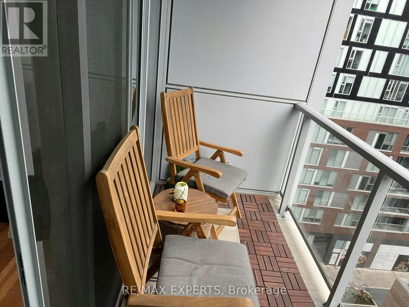 911-25 Baseball Place, Toronto, ON, M4M 0E7 - 16