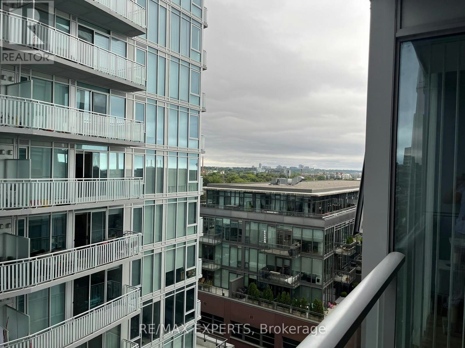 911-25 Baseball Place, Toronto, ON, M4M 0E7 - 15