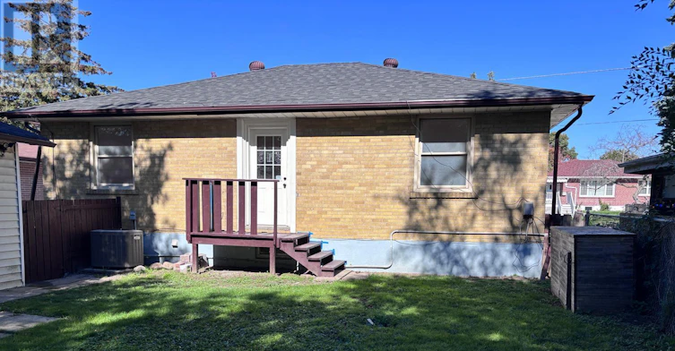 MAIN-767 Gaspe Avenue, Oshawa, ON, L1J 1C8 - 13
