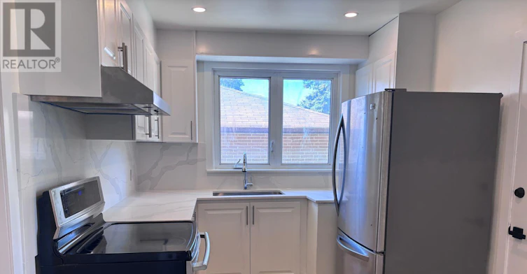 MAIN-767 Gaspe Avenue, Oshawa, ON, L1J 1C8 - 5