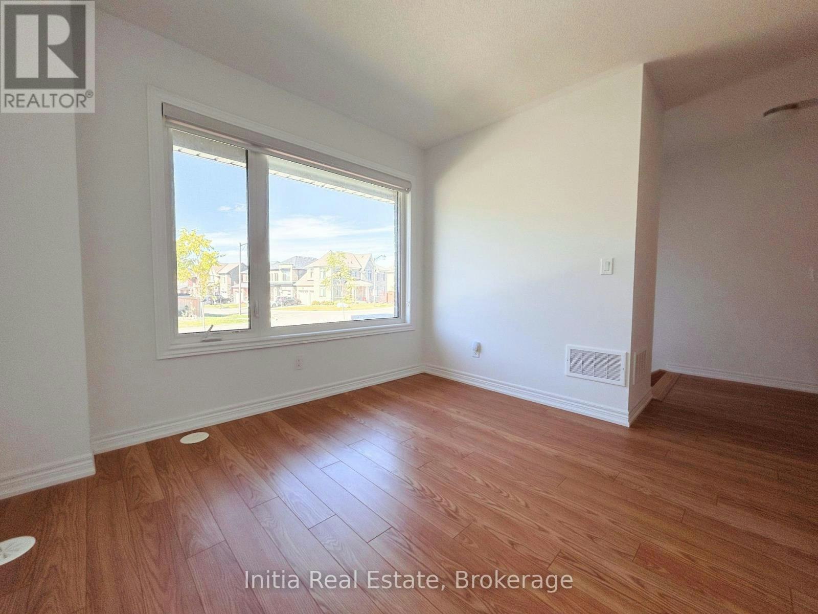 176 Lageer Drive, Whitchurch-Stouffville, ON, L4A 5G2 - 6