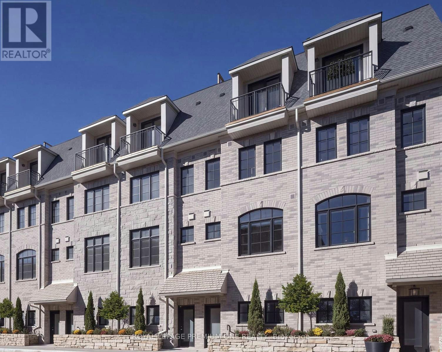 79-25 Everwood Gardens, Toronto, ON, M8X 0B7
