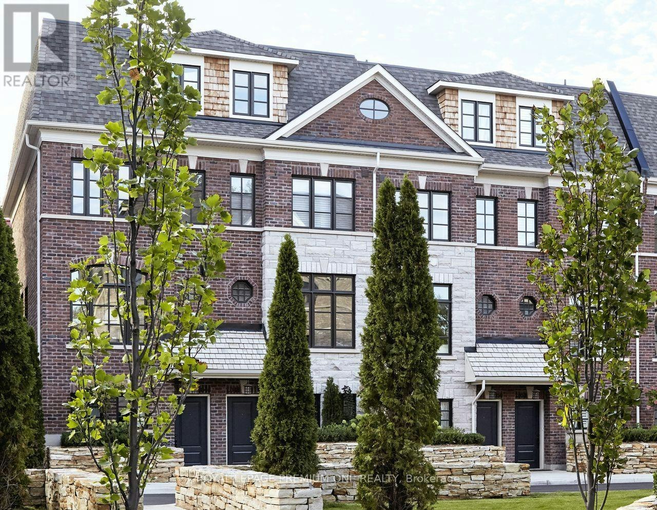 79-25 Everwood Gardens, Toronto, ON, M8X 0B7