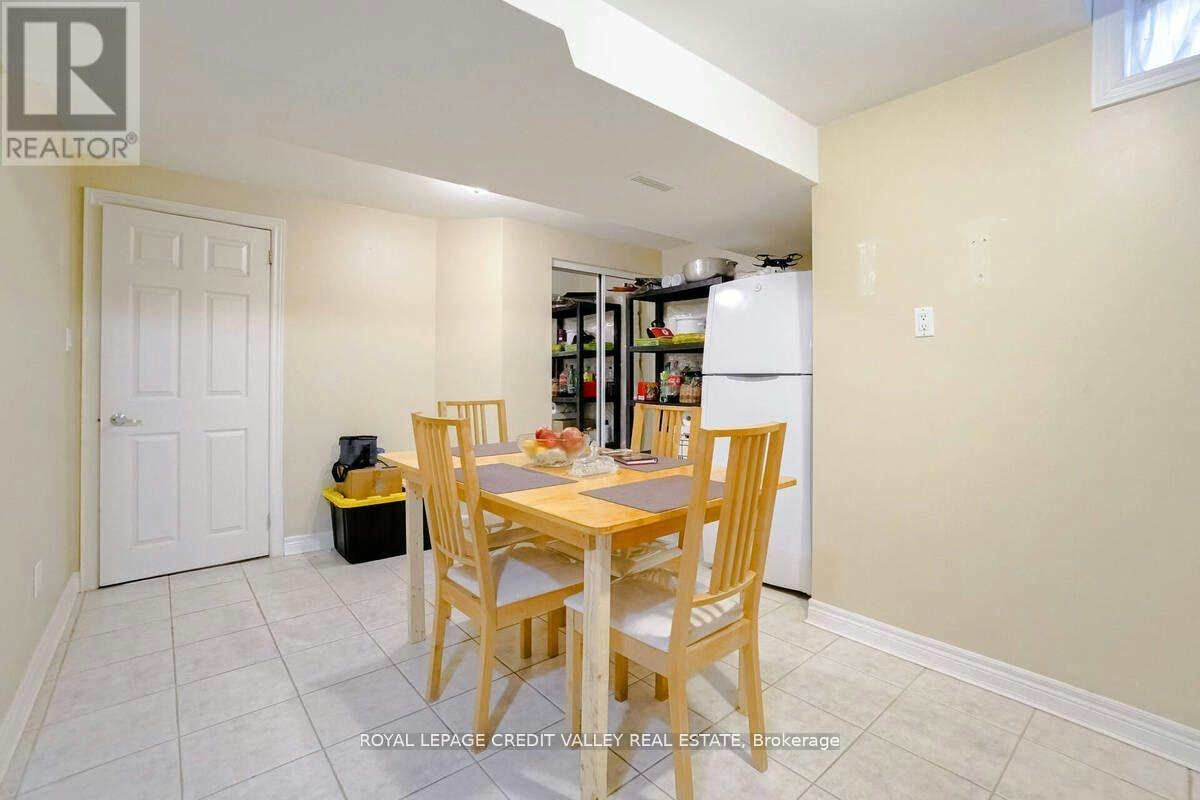 95 Mullis Crescent, Brampton, ON, L6Y 4T1 - 5
