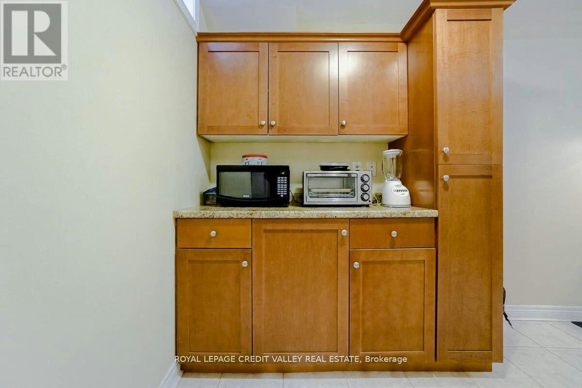 95 Mullis Crescent, Brampton, ON, L6Y 4T1 - 6
