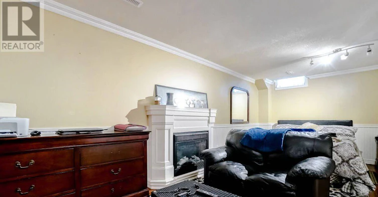 95 Mullis Crescent, Brampton, ON, L6Y 4T1 - 2