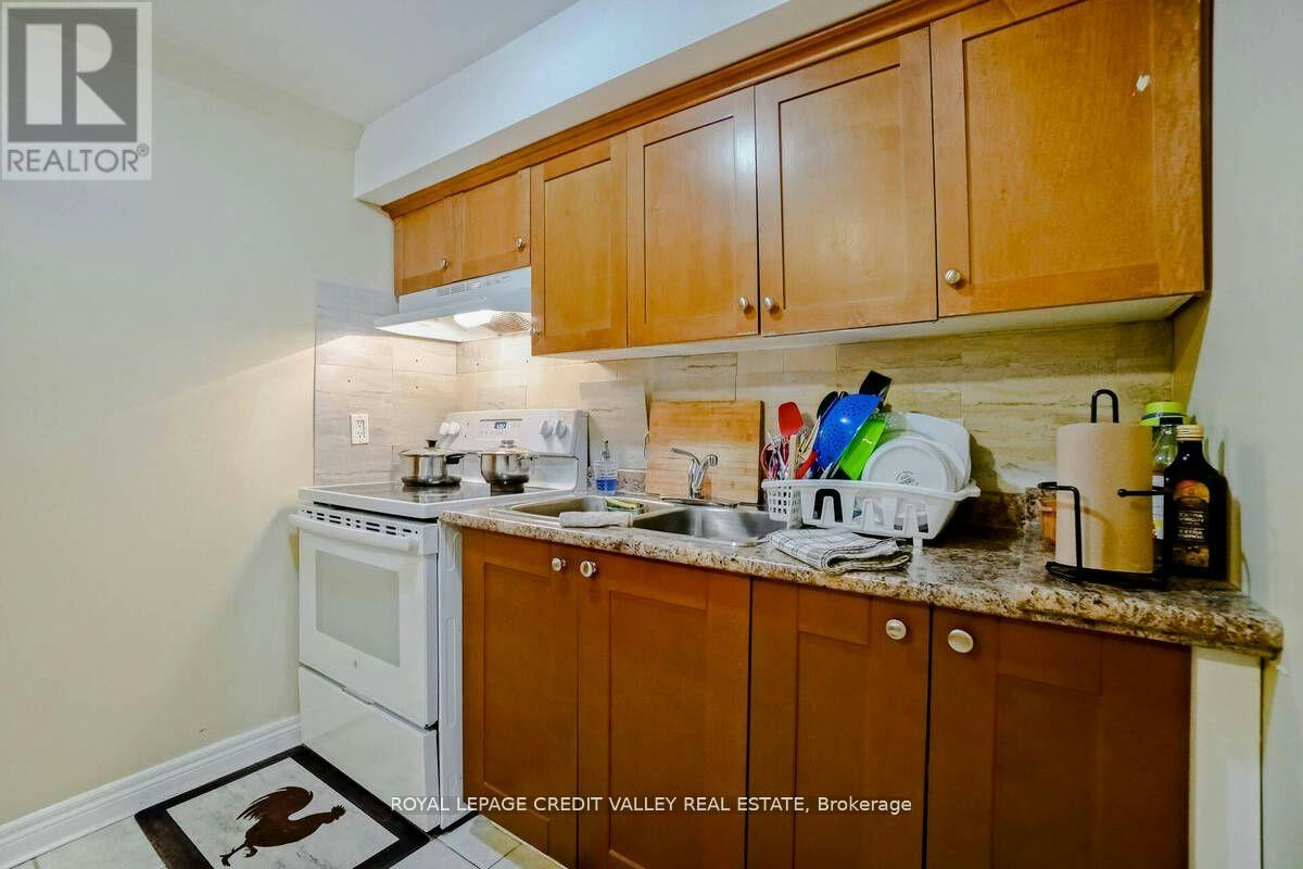 95 Mullis Crescent, Brampton, ON, L6Y 4T1 - 7