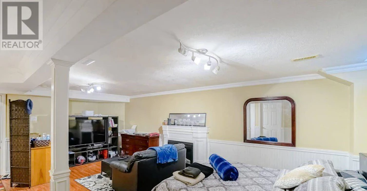 95 Mullis Crescent, Brampton, ON, L6Y 4T1 - 4