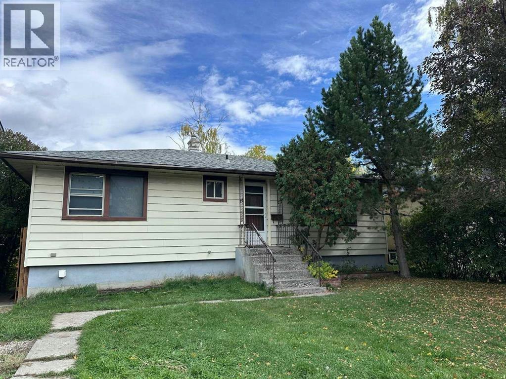 4216 16a Street SW, Calgary, AB, T2T 4L4