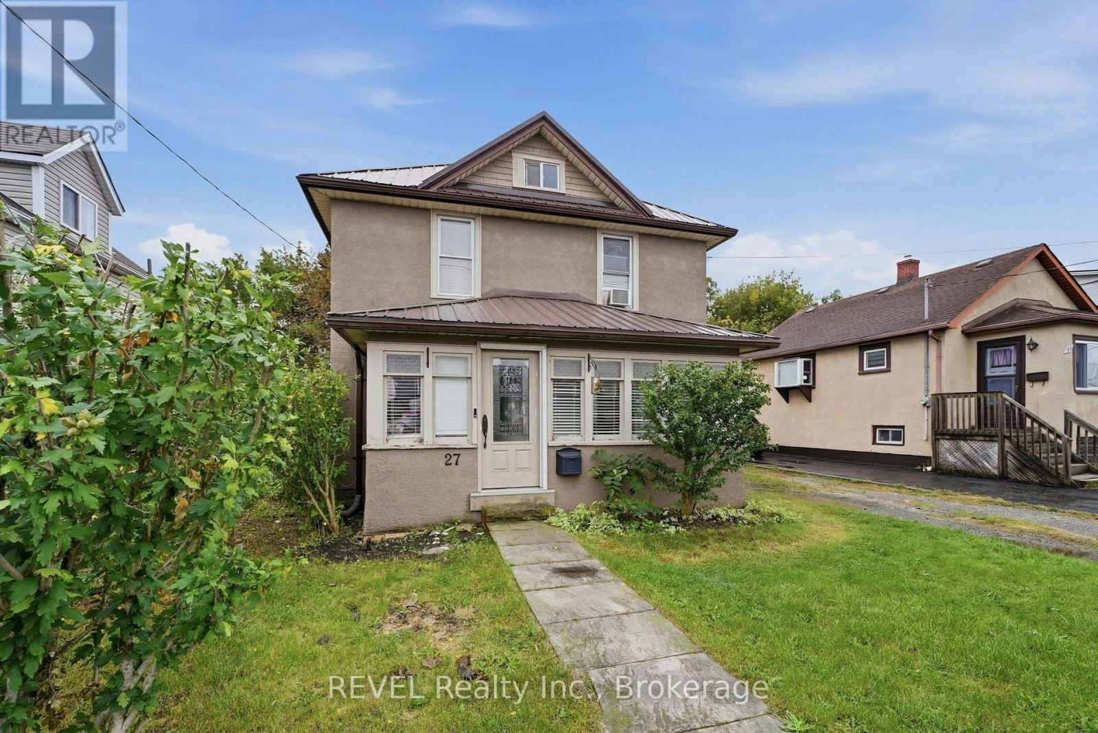 27 Christmas Street, Port Colborne, ON, L3K 1M3