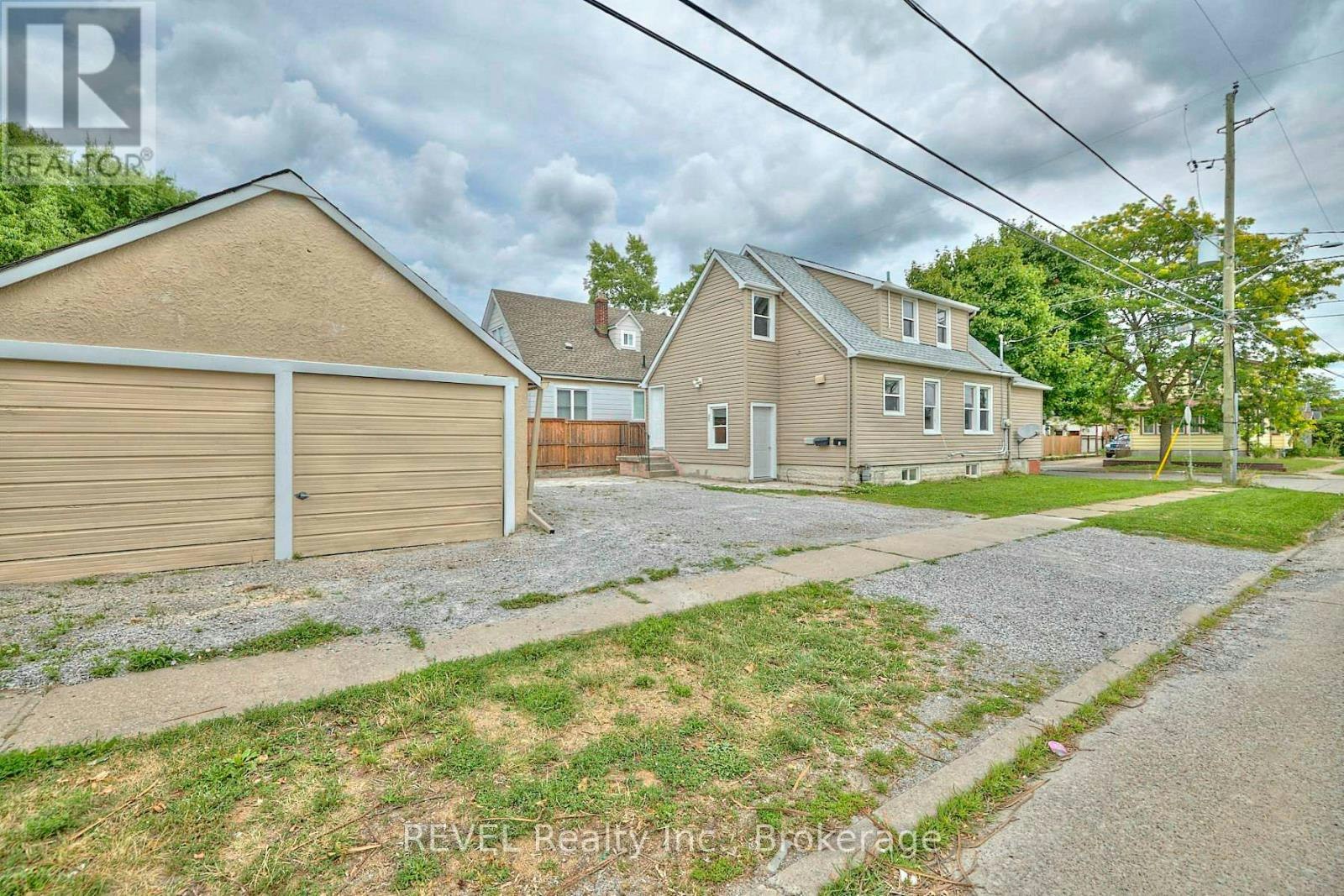 43 Cosby Avenue, St. Catharines, ON, L2M 5R7