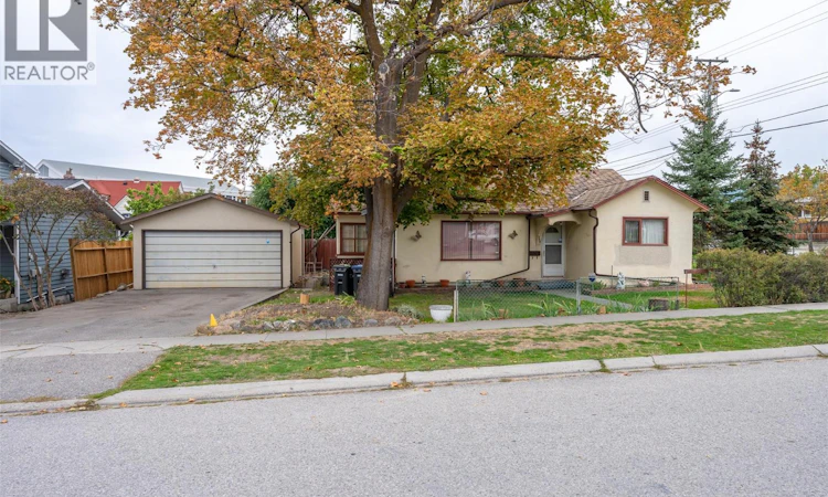 395 Edmonton Avenue