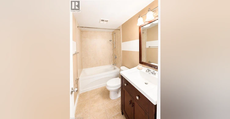 212-18 Holborn Court, Kitchener, ON, N2A 4A1 - 6
