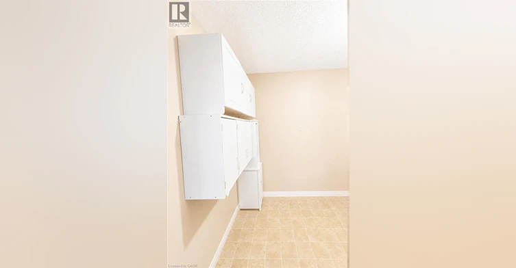 212-18 Holborn Court, Kitchener, ON, N2A 4A1 - 5