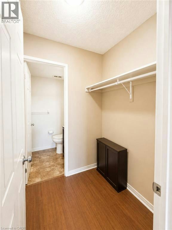 212-18 Holborn Court, Kitchener, ON, N2A 4A1 - 8