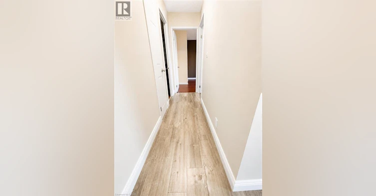 212-18 Holborn Court, Kitchener, ON, N2A 4A1 - 12