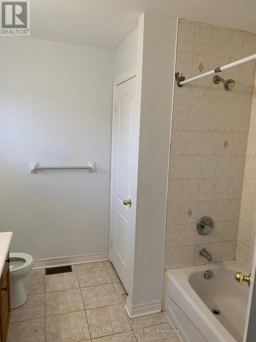 10 Ashmere Road, Brampton, ON, L7A 1R3 - 13