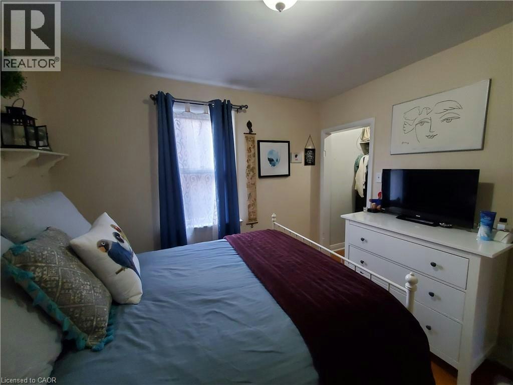 51 Talbot Street, Kitchener, ON, N2M 2A8 - 16