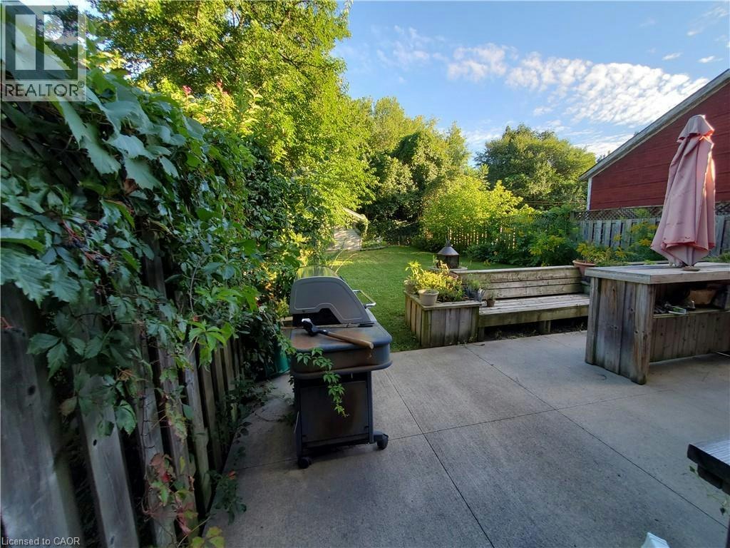 51 Talbot Street, Kitchener, ON, N2M 2A8 - 27