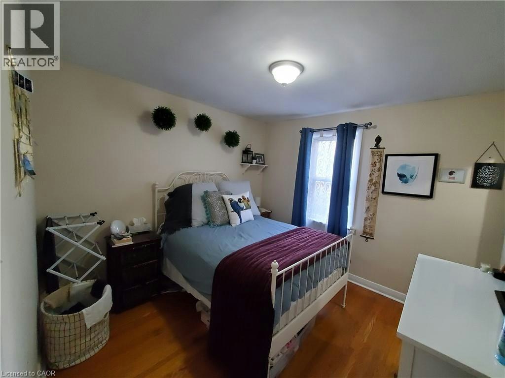 51 Talbot Street, Kitchener, ON, N2M 2A8 - 15
