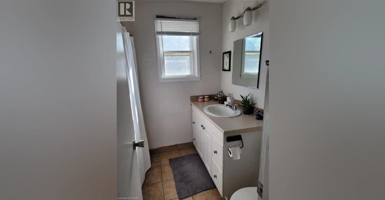 51 Talbot Street, Kitchener, ON, N2M 2A8 - 21