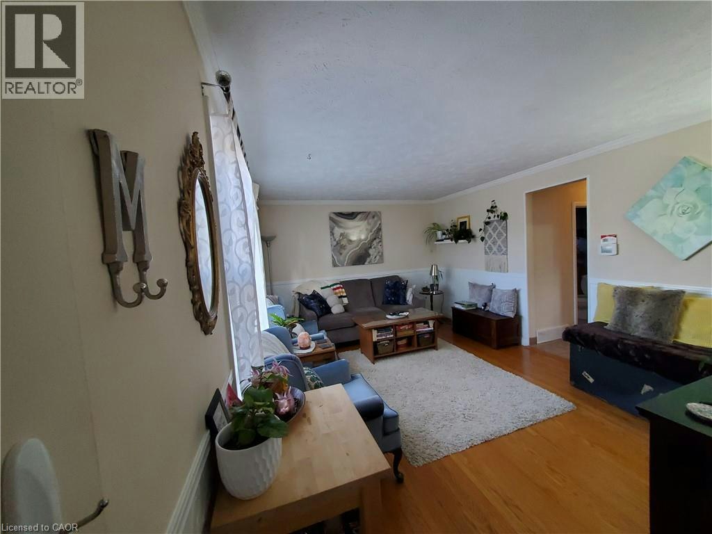 51 Talbot Street, Kitchener, ON, N2M 2A8 - 10