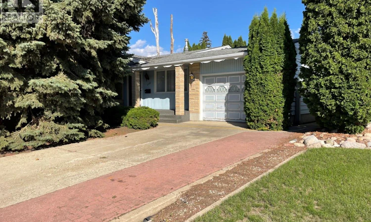 112 Deborah Crescent