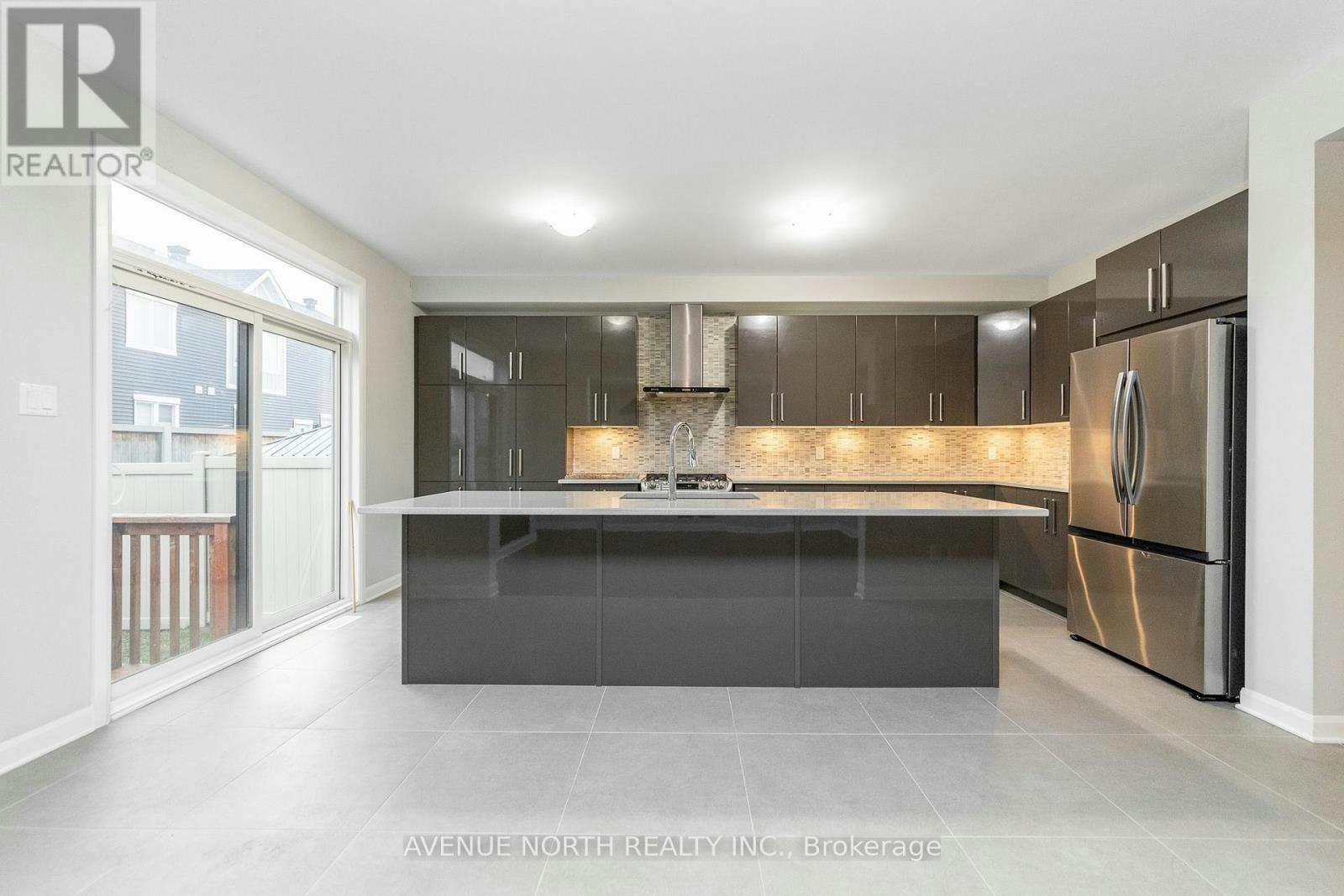246 Aquarium Avenue, Ottawa, ON, K4A 1L2 - 10