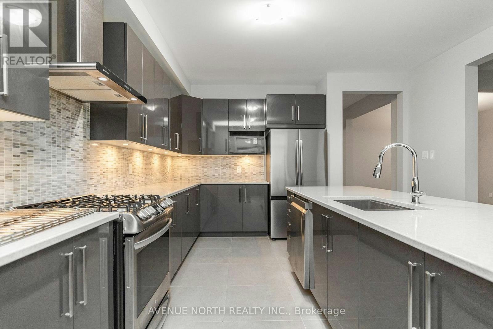 246 Aquarium Avenue, Ottawa, ON, K4A 1L2 - 12